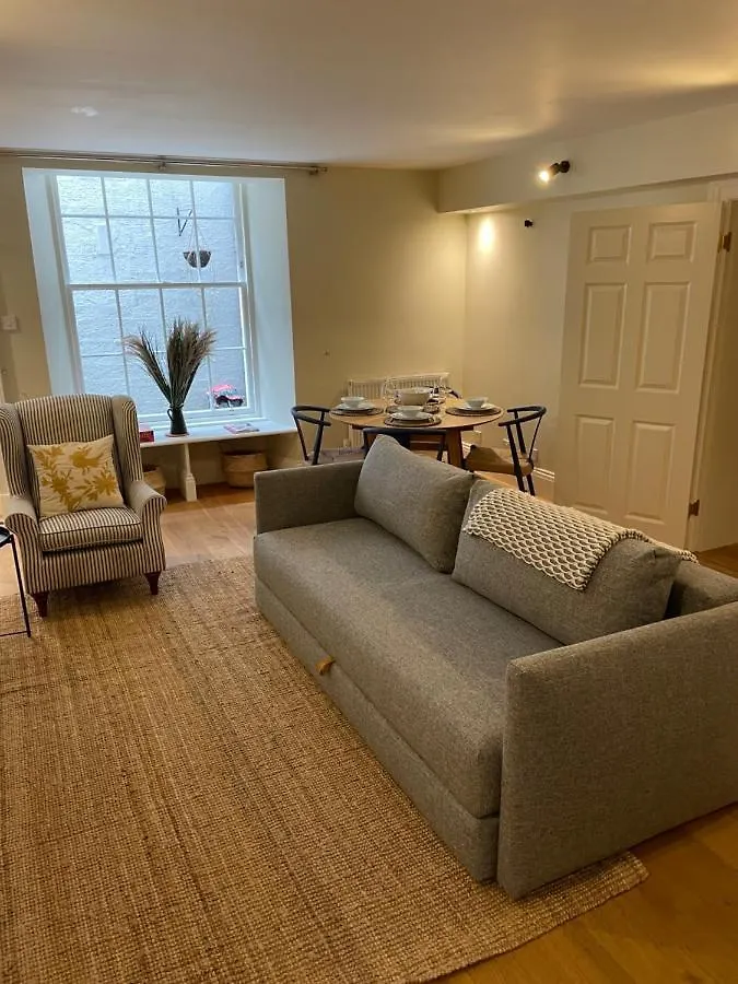Apartment Super Central Edinburgh Castle Basement
